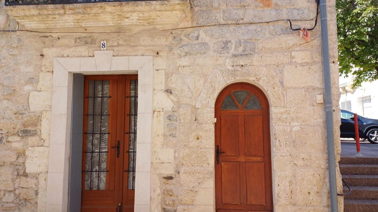 Appartement Chaleureux Dans Une Maison En Pierre Mireval Экстерьер фото